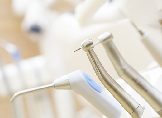 被せ物の除去と現状確認